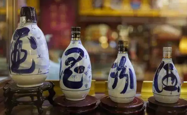 汾酒，风流总被雨打风吹去